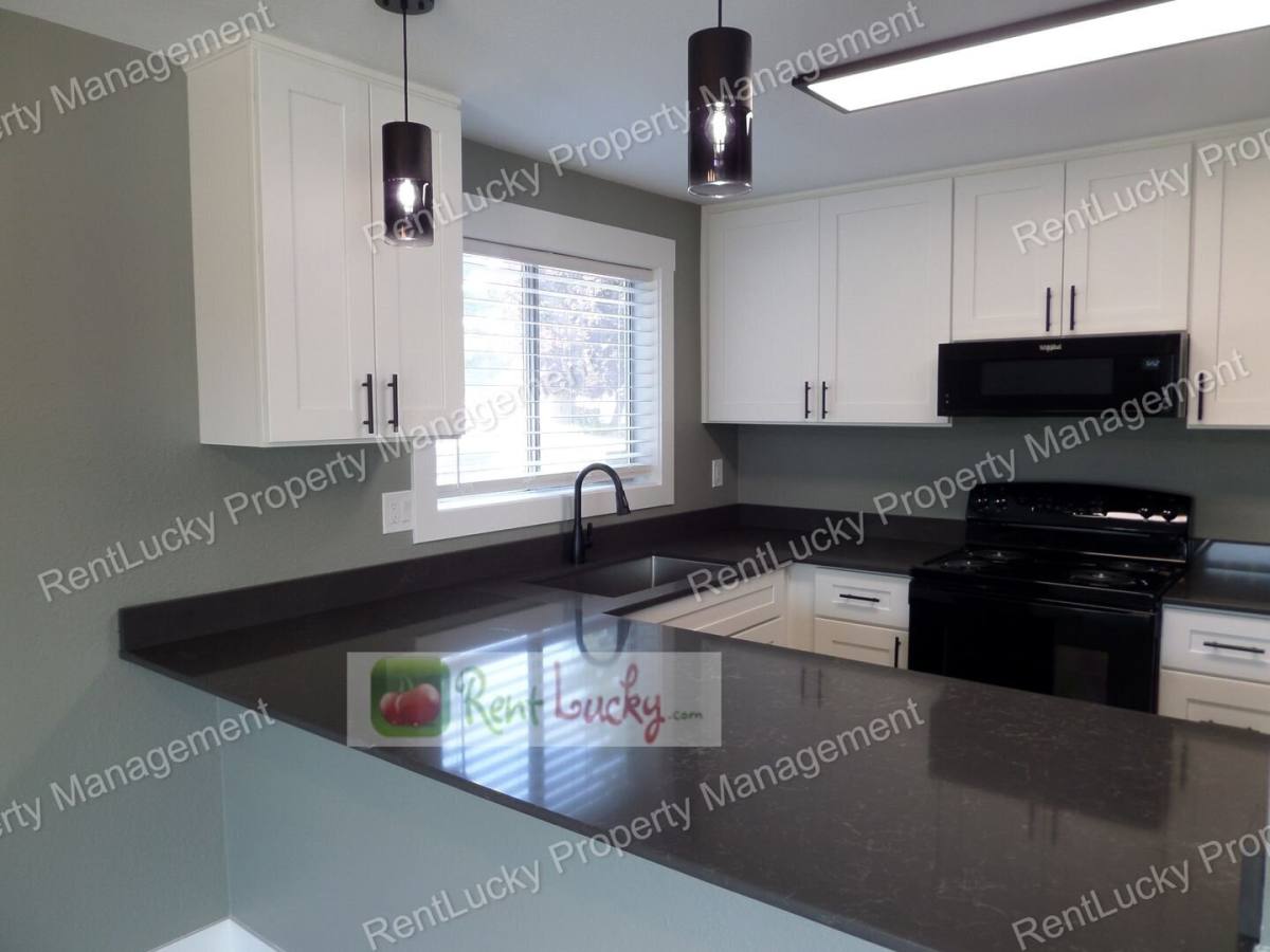 Apartment for rent at 2612 Laukala Place #D, Enumclaw, WA 98022