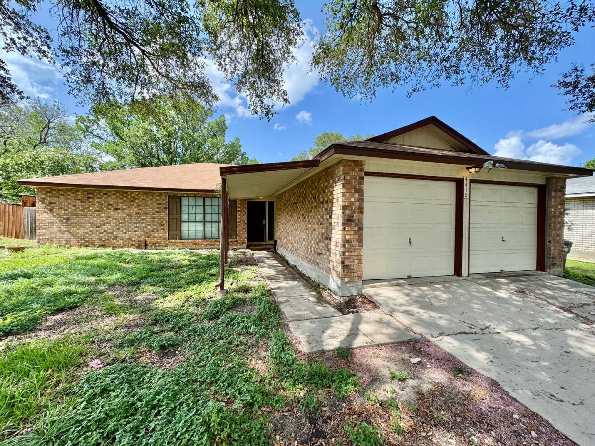 House for rent at 4410 Lakebend W Dr, San Antonio, TX 78244