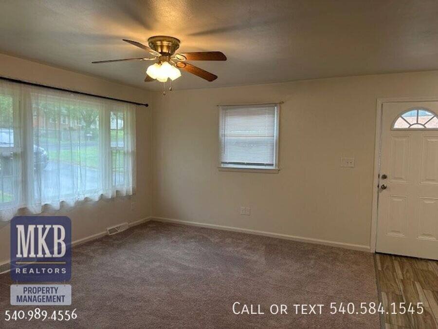 House for rent at 745 Kenyon Rd, Vinton, VA 24179