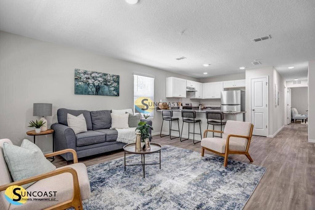 Apartment for rent at 11461 Oakfield Court #11461101, Jacksonville, FL 32258