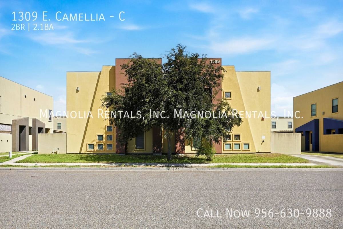 Apartment for rent at 1309 E Camellia #C, McAllen, TX 78501