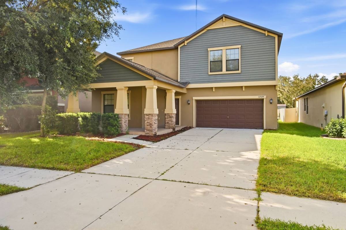 House for rent at 11929 Twilight Darner Place, Riverview, FL 33569