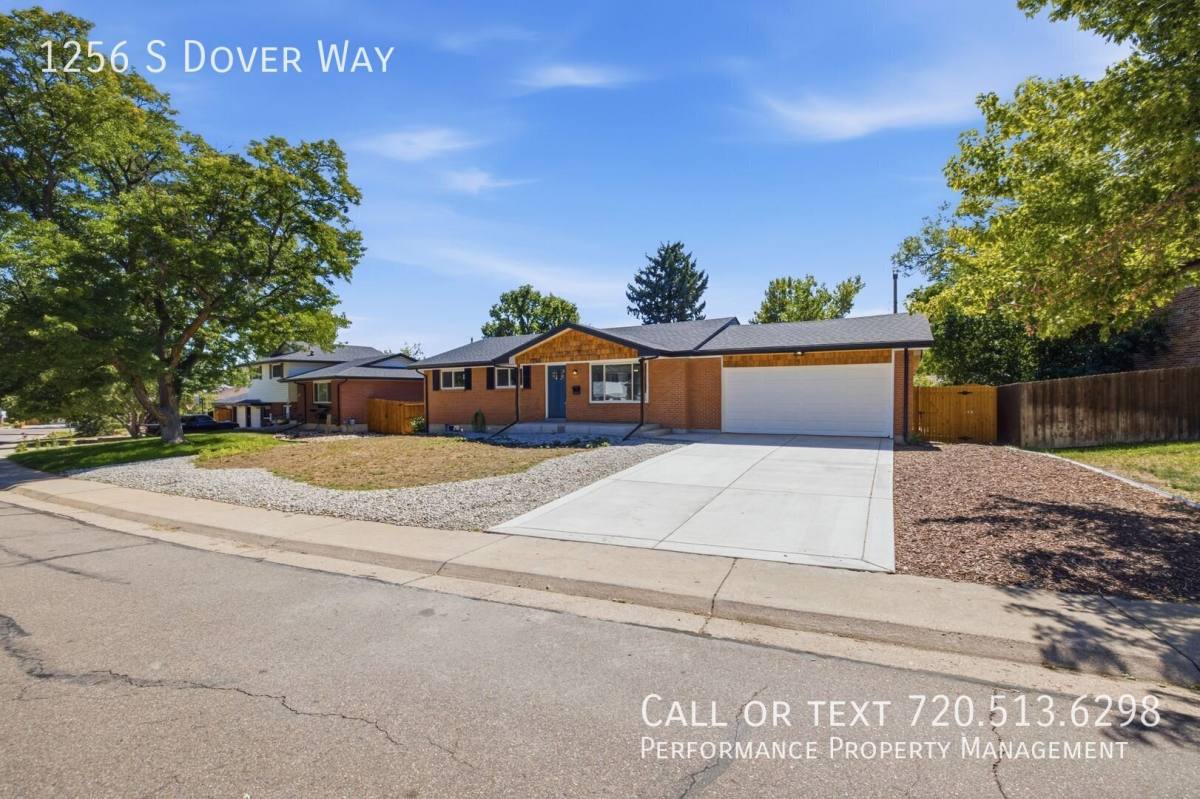 1256 S Dover Way, Lakewood, CO 80232 - House for Rent - Image 2