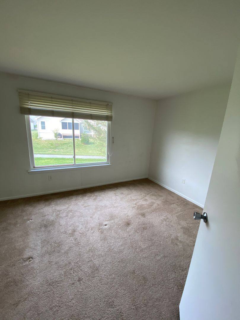 Apartment for rent at 14 Lancaster Estate, Mount Joy, PA 17552