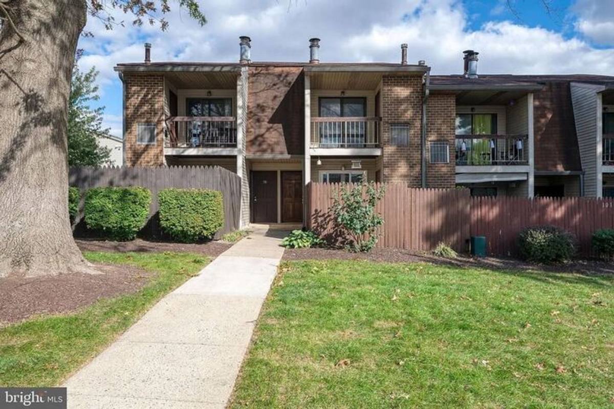 Apartment for rent at 14 Lancaster Estate, Mount Joy, PA 17552