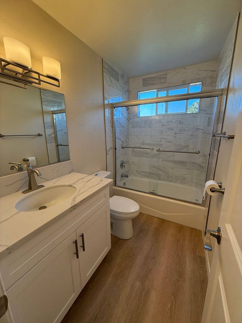 Apartment for rent at 227-233 Wolff St, Oxnard, CA 93033