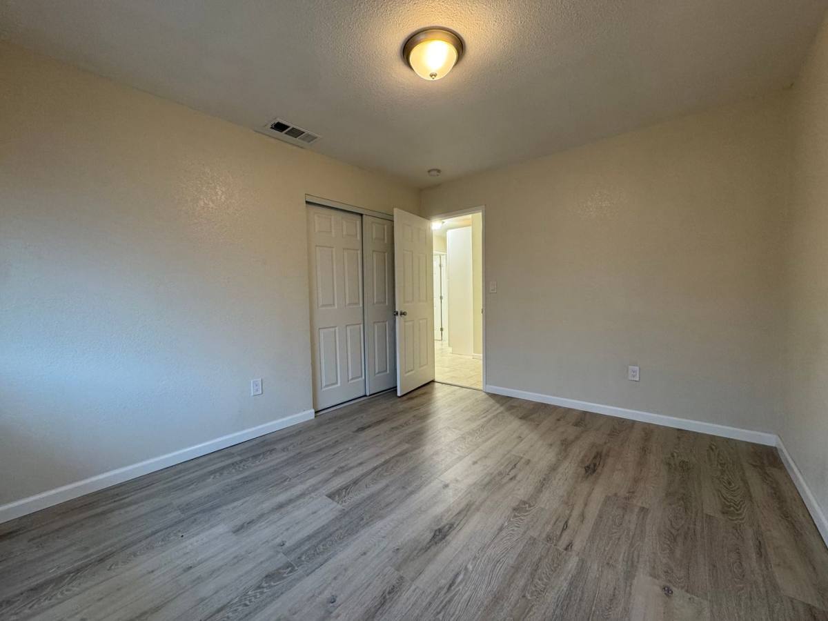 Apartment for rent at 41749-55 Marine Dr, Hemet, CA 92544