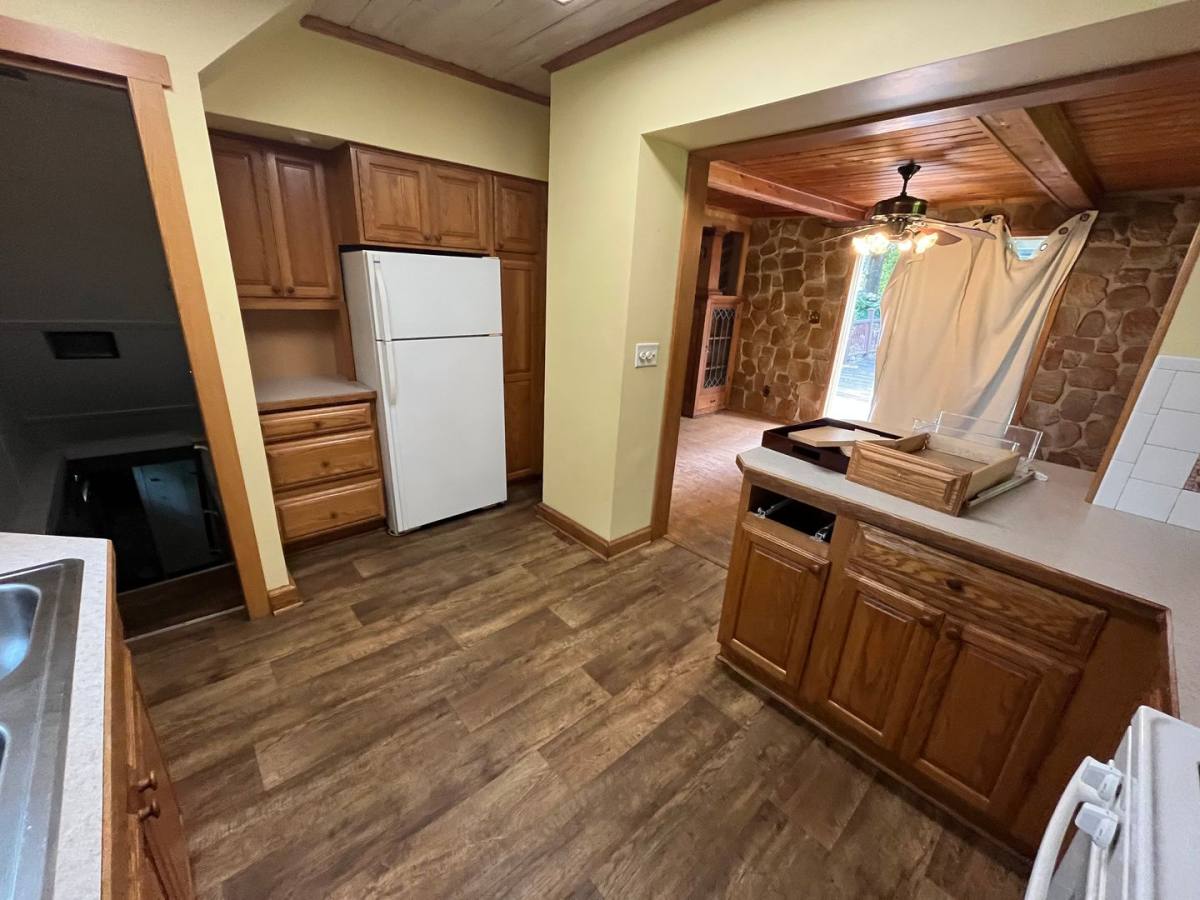 House for rent at 2615 W 6th St, Duluth, MN 55806