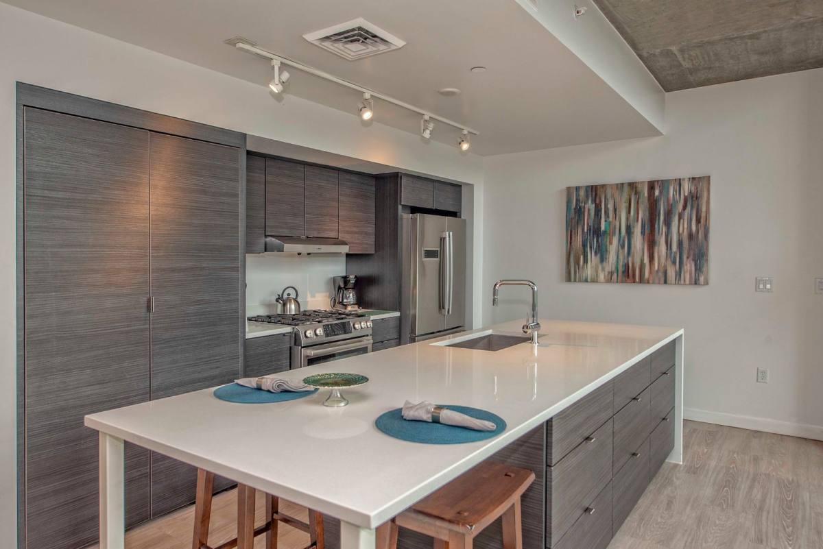 Apartment for rent at 100 W Portland, Phoenix, AZ 85003