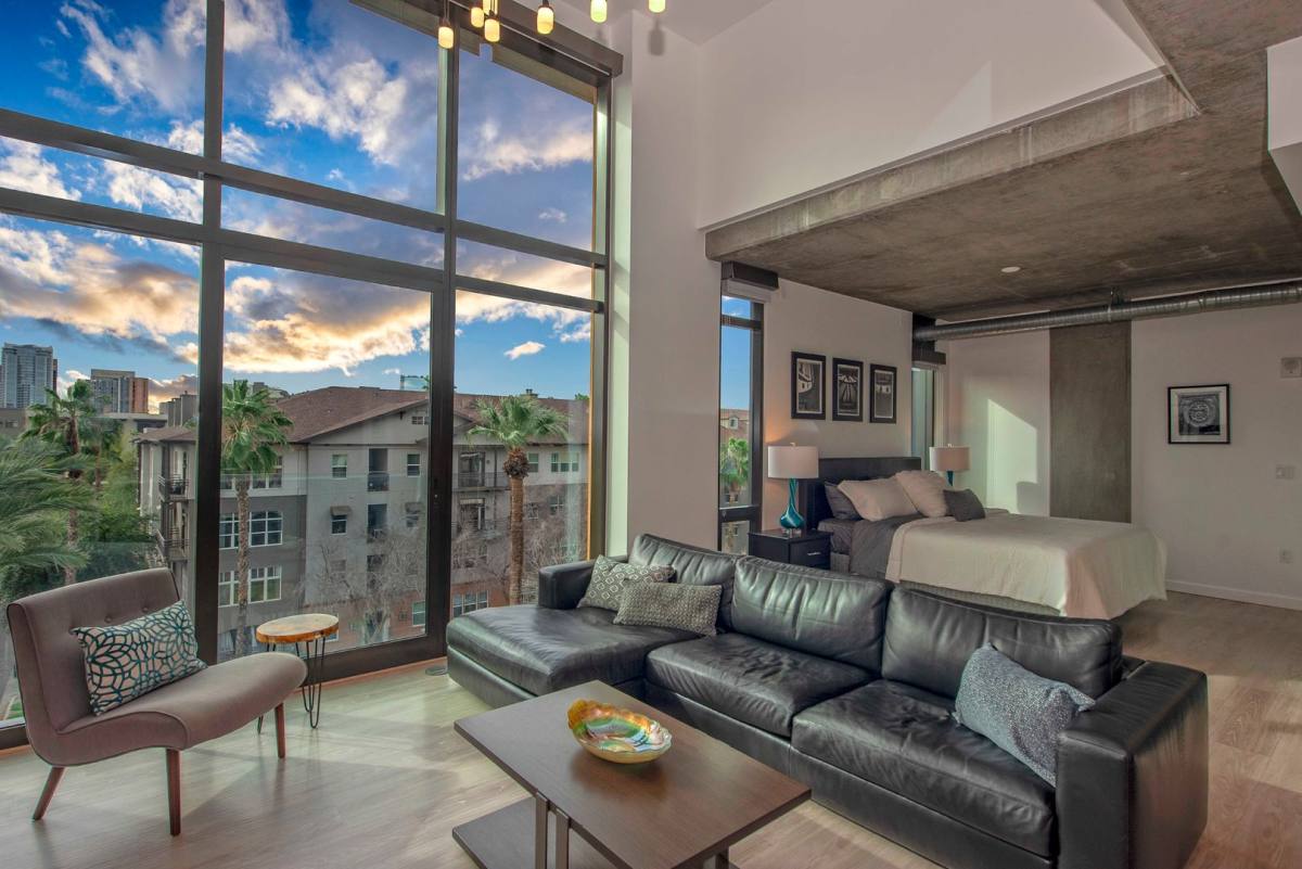 Apartment for rent at 100 W Portland, Phoenix, AZ 85003