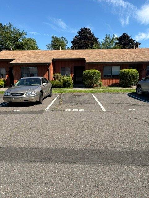 Condo for rent at 552 Asbury Ridge Rd #552, Shelton, CT 06484