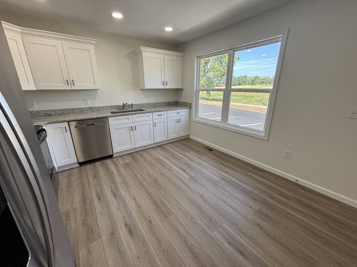 Apartment for rent at 697 Whiteaker Springs Rd, Cookeville, TN 38506