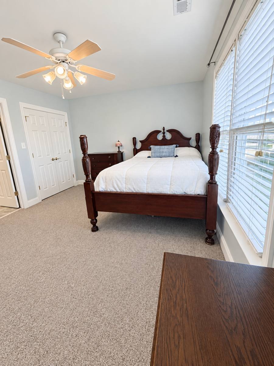 House for rent at 30 Castle Haven Rd, Room 2, Hampton, VA 23666
