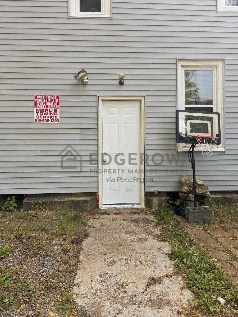 Apartment for rent at 1263 College Ave NE #2, Grand Rapids, MI 49505