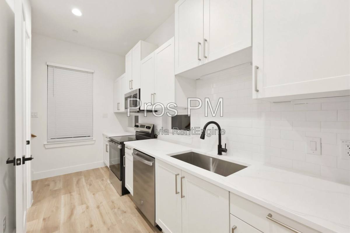 Apartment for rent at 2230 Shea Rd #101, Dallas, TX 75235