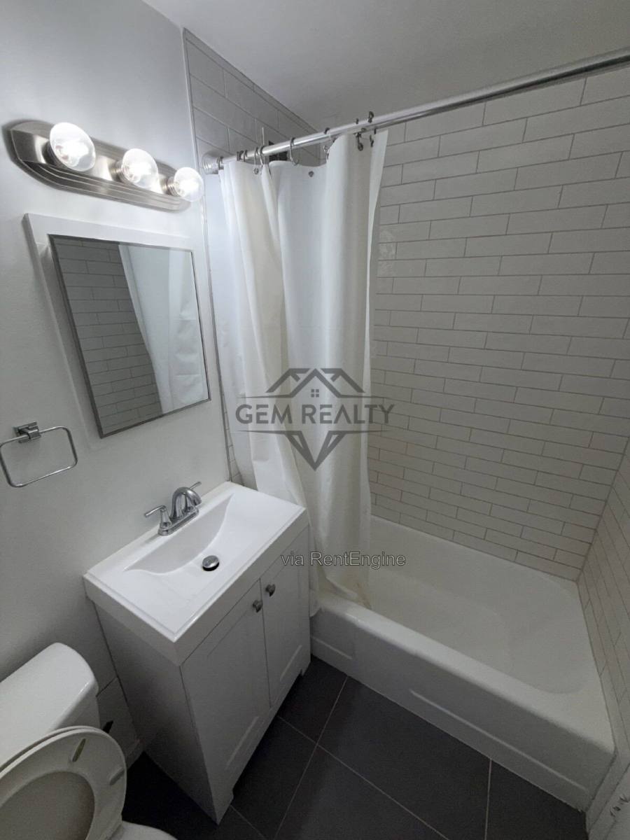 Apartment for rent at 1111 Arlington Blvd #536, Arlington, VA 22209