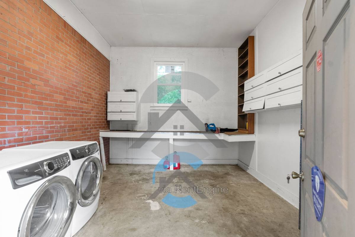 House for rent at 6214 H St, Little Rock, AR 72205