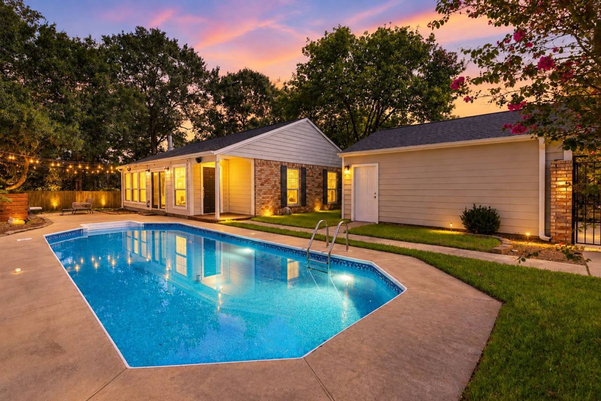 House for rent at 69 Wind Whisper Court, Spring, TX 77380