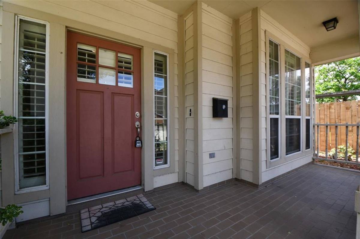 Apartment for rent at 919 Fisher St #D, Houston, TX 77018