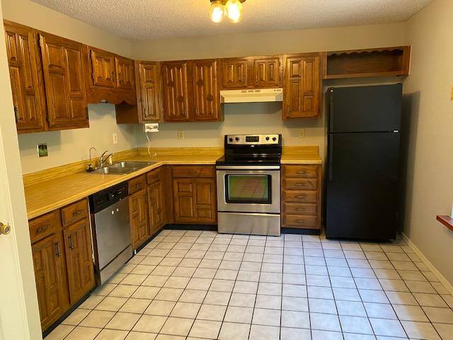 House for rent at 5401 S Lions Ave, Broken Arrow, OK 74011