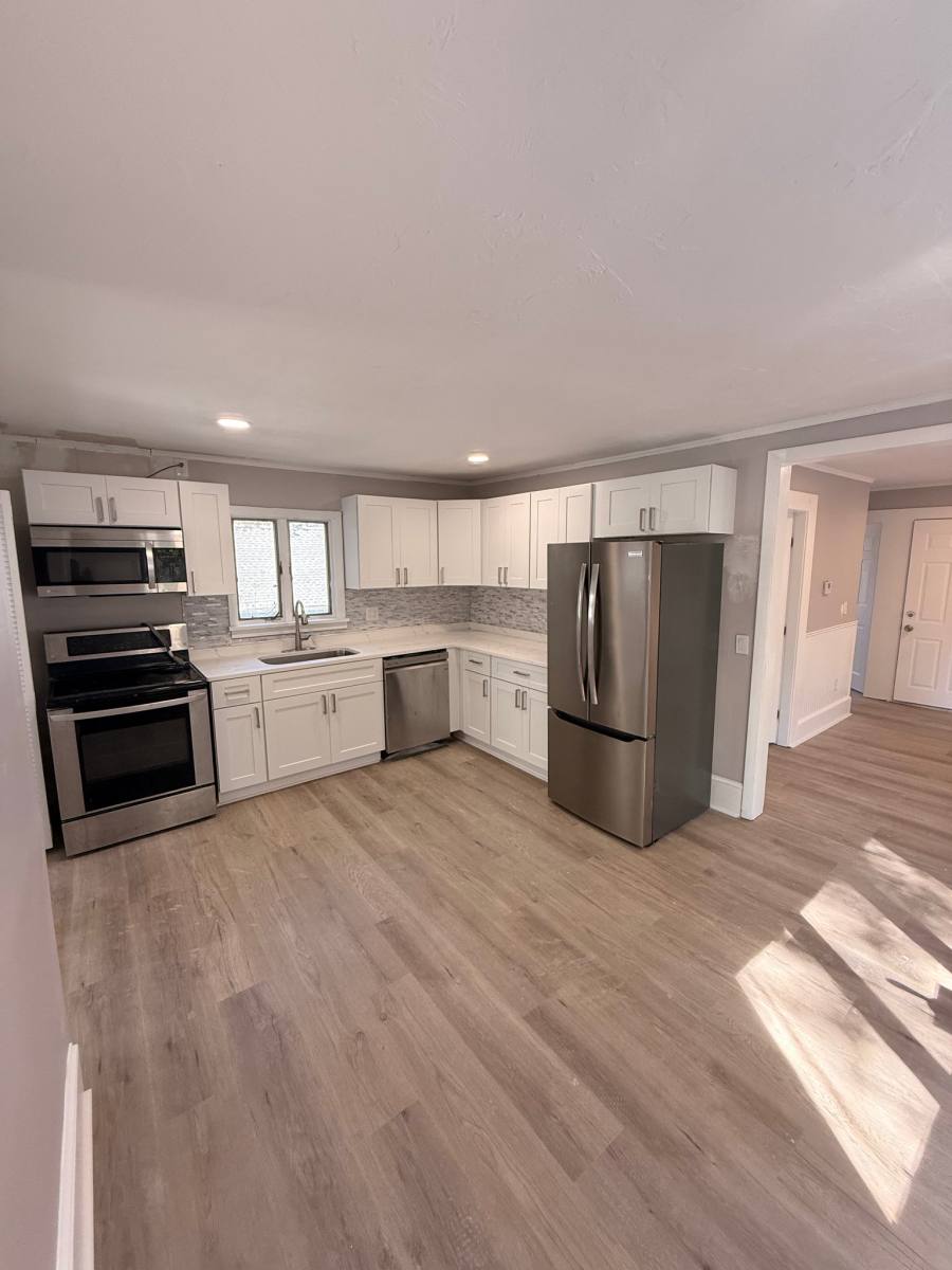 Apartment for rent at 37 Crystal St #2, Southbridge, MA 01550