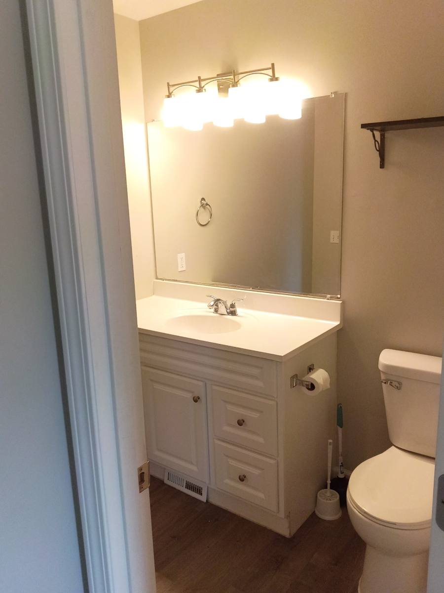 Townhouse for rent at 170 Bridlewood Dr, St. Paul, MN 55119