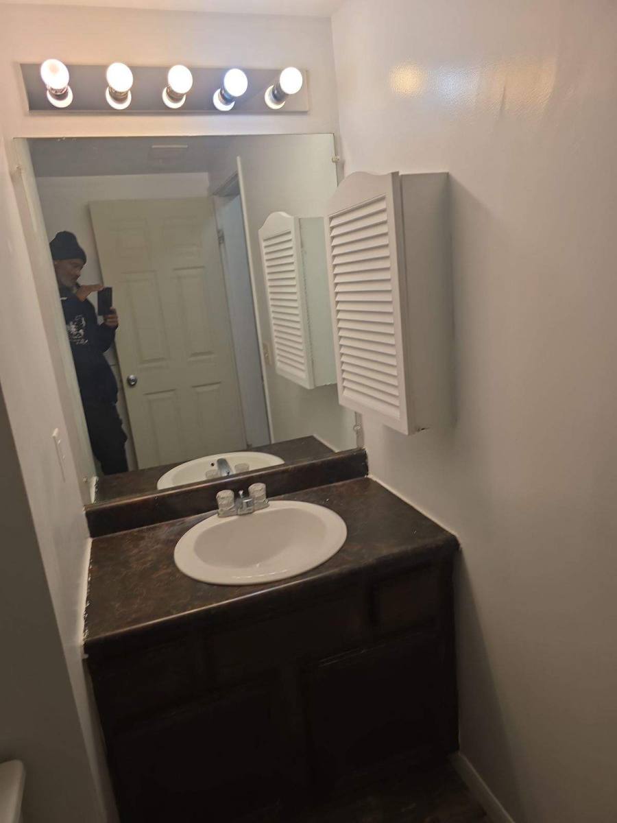 Apartment for rent at 628 Whites Rd #15, Kalamazoo, MI 49008