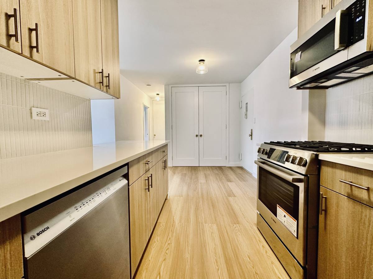 Apartment for rent at 501 E 87th St #3D, New York, NY 10128