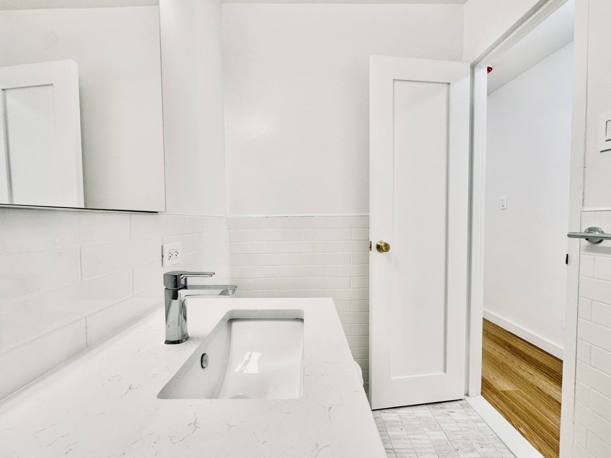 Apartment for rent at 501 E 87th St #3D, New York, NY 10128