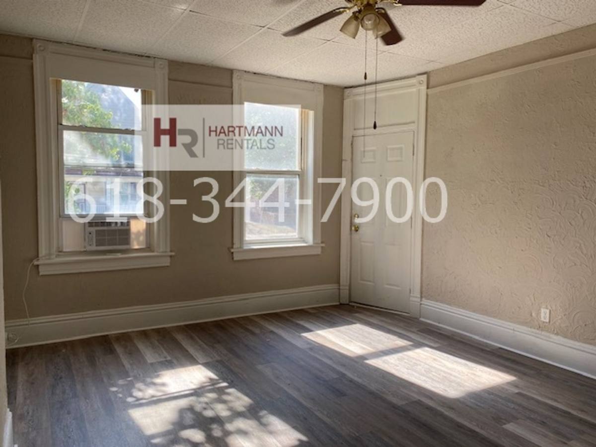 Apartment for rent at 2141-2143 Edison Ave, Granite City, IL 62040