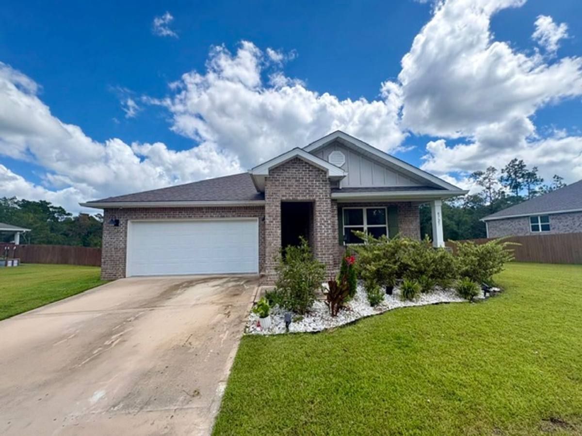 House for rent at 6727 Sarah Ann Way, Laurel Hill, FL 32567