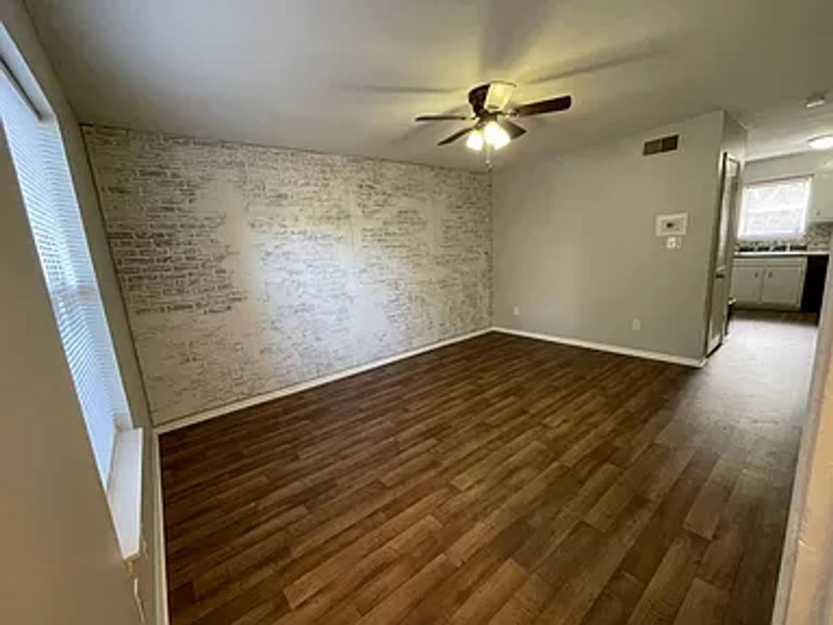 Townhouse for rent at 610 Cedarbrook Court, Lewisville, NC 27023