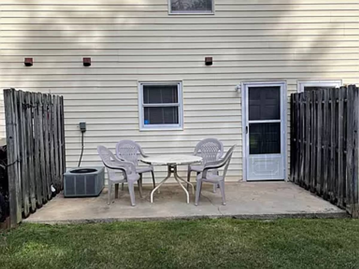 Townhouse for rent at 610 Cedarbrook Court, Lewisville, NC 27023