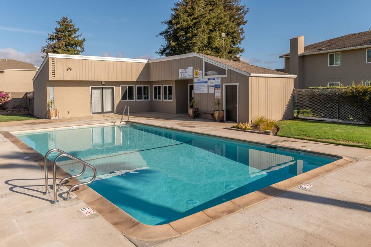 Apartment for rent at 196 E Alvin Dr, Salinas, CA 93906