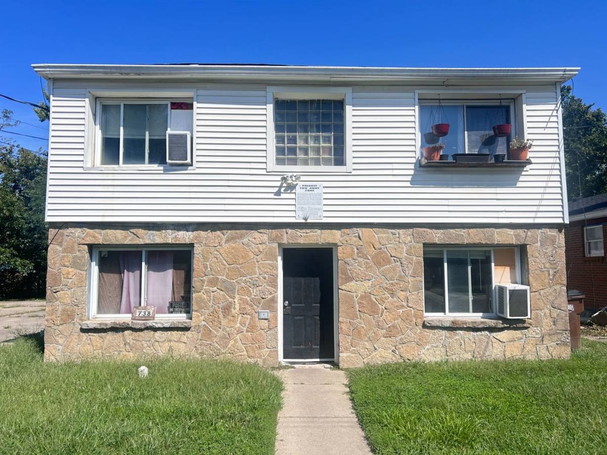 Apartment for rent at 738 Adams St, Cincinnati, OH 45215