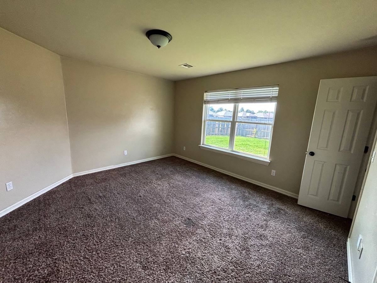 House for rent at 2109 Breakers W Blvd, Oklahoma City, OK 73128