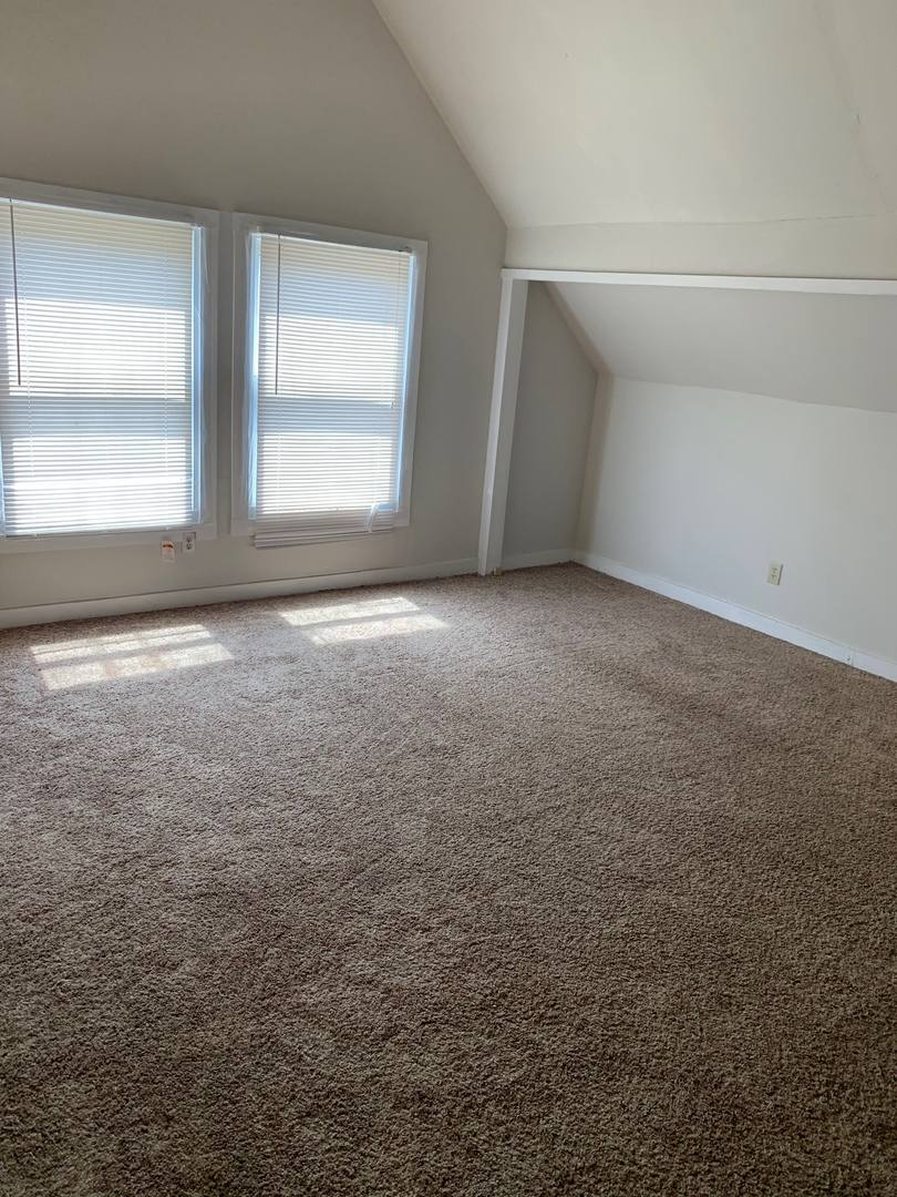 Apartment for rent at 560-2 E High St, Lexington, KY 40502