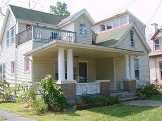 Apartment for rent at 560-2 E High St, Lexington, KY 40502