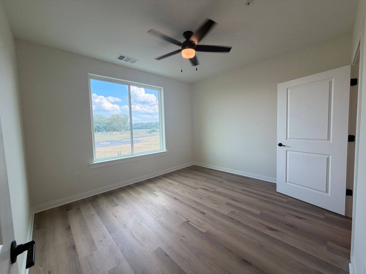 Apartment for rent at 825 Tunica Trails, Nesbit, MS 38651