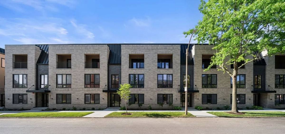 Apartment for rent at 4320 Vista Ave #1B, St. Louis, MO 63110