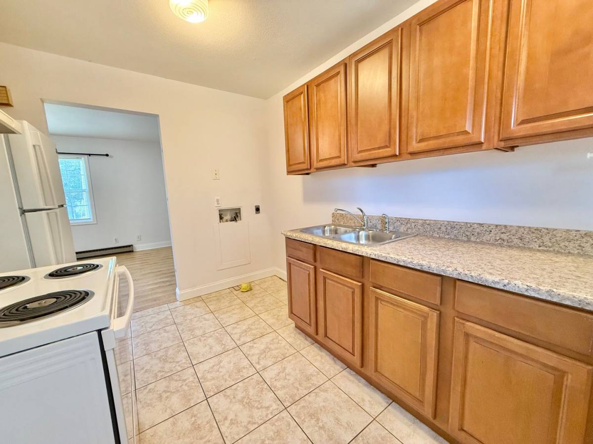 Apartment for rent at 838 Cherry St, Alcoa, TN 37701