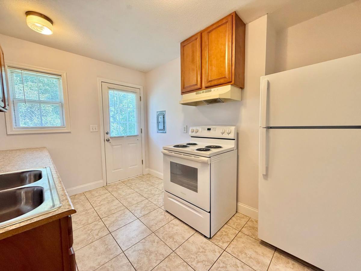 Apartment for rent at 838 Cherry St, Alcoa, TN 37701