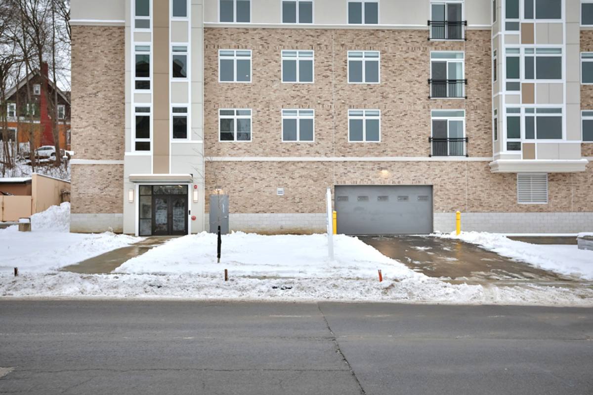 Apartment for rent at 36 Hackett Blvd, Albany, NY 12209