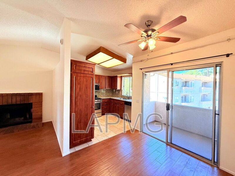 Condo for rent at 23201 Sherman Way #H, West Hills, CA 91307