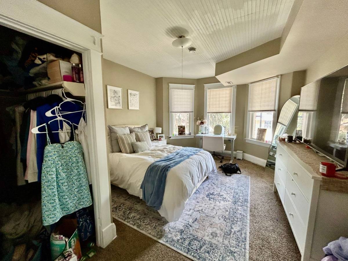 House for rent at 304-2 Transylvania Park, Lexington, KY 40508