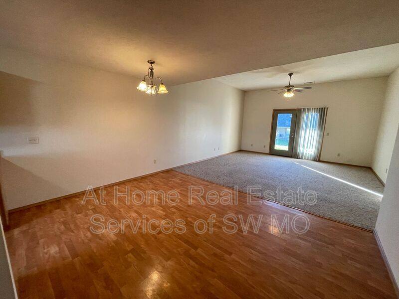 Apartment for rent at 1123 N Northwood, Republic, MO 65738