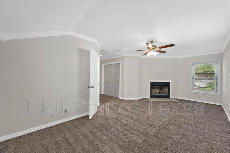 House for rent at 1321 Casa Vale, Dallas, TX 75218