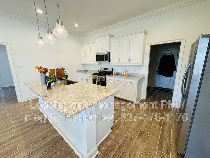 House for rent at 117 Preston Rose Lane, Youngsville, LA 70592
