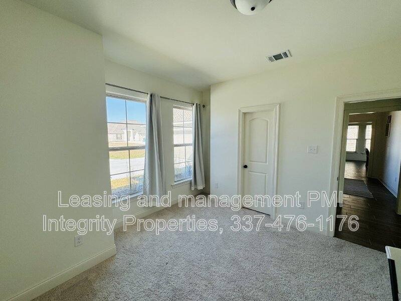 House for rent at 117 Preston Rose Lane, Youngsville, LA 70592