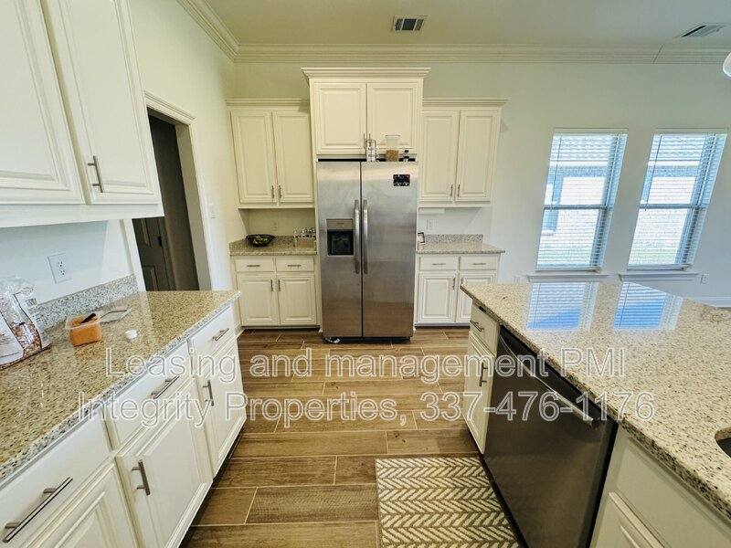 House for rent at 117 Preston Rose Lane, Youngsville, LA 70592